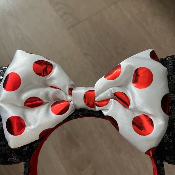 Minnie Mouse sparkle ears - Picture 3 of 3